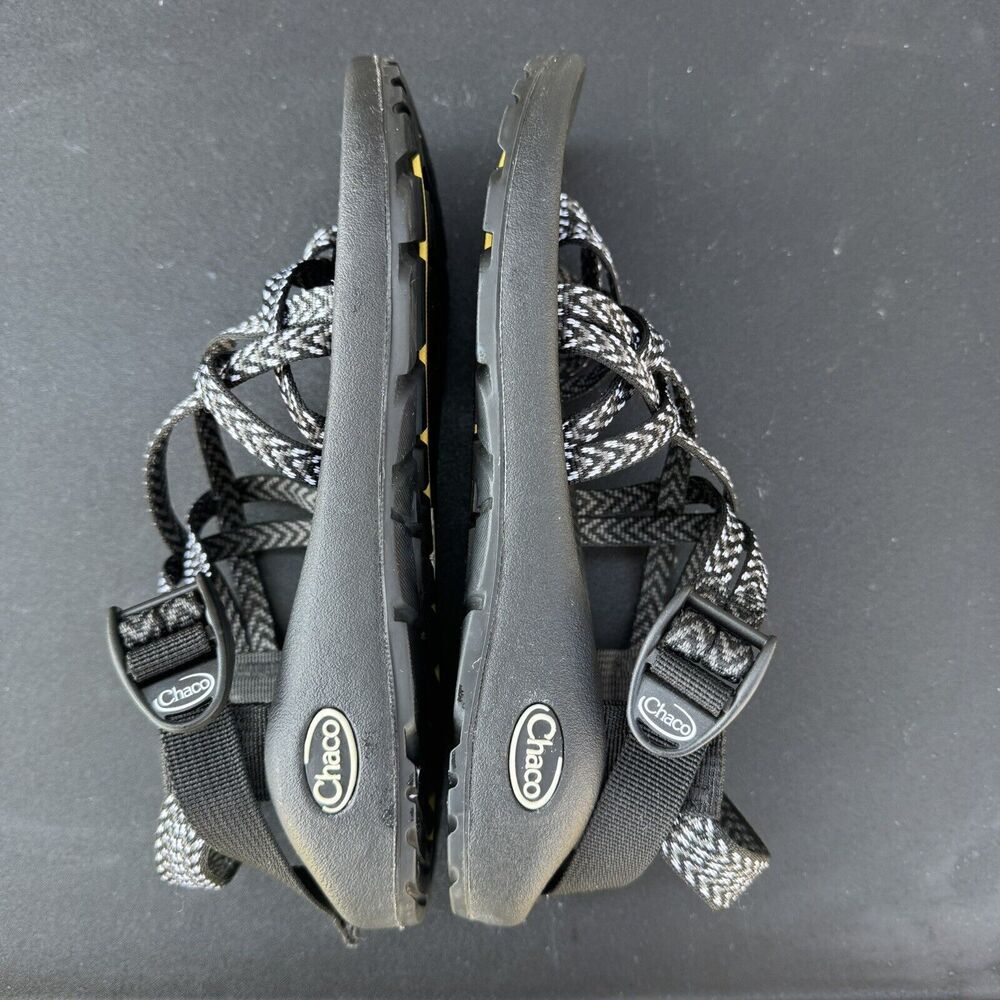 Chaco ZX/2 Cloud Toe Loops Sandals Black White Chevron Outdoor Summer Size 7 EUC - Picture 3 of 7